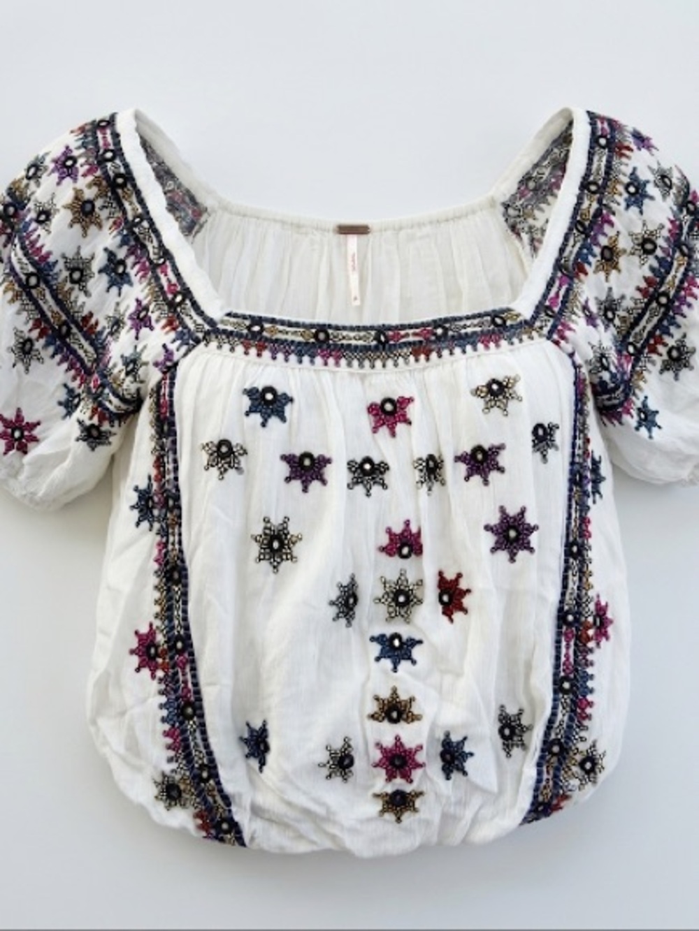 Free People Aurora Embroidered blouson top cropped boho - Picture 10 of 10